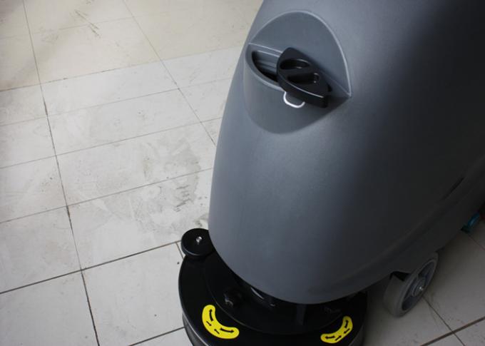 Impianto di lavaggio a pile del pavimento del pavimento su ordinazione, passeggiata dietro le macchine di pulizia 0